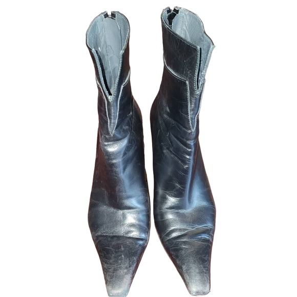 Stuart Weitzman ankle leather kitten pointed heel black Booties Size 6 - Picture 3 of 7